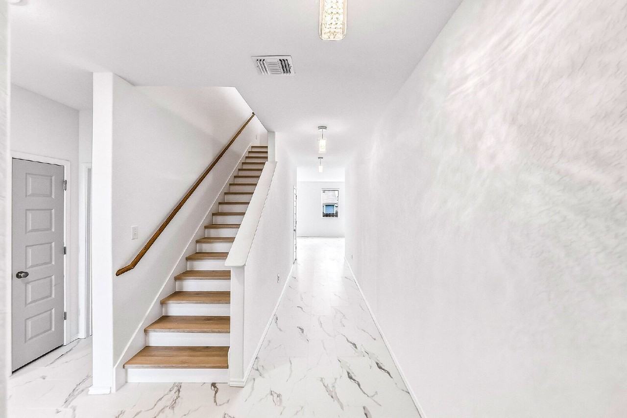 207 Brook Shadow - Photo 2 of 50