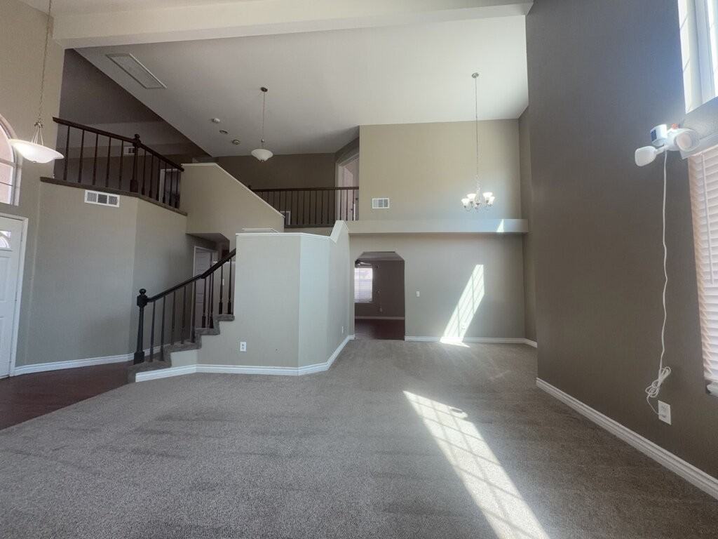 9586 Shadow Springs Dr - Photo 7 of 18