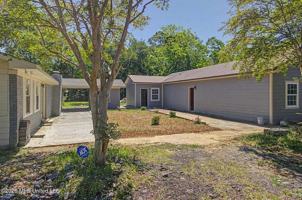 featured image of 9424 Daisy Vestry Rd #4