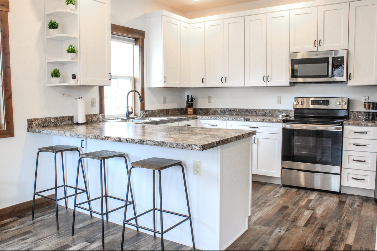 1029 4th Ave W - Photo 7 of 20