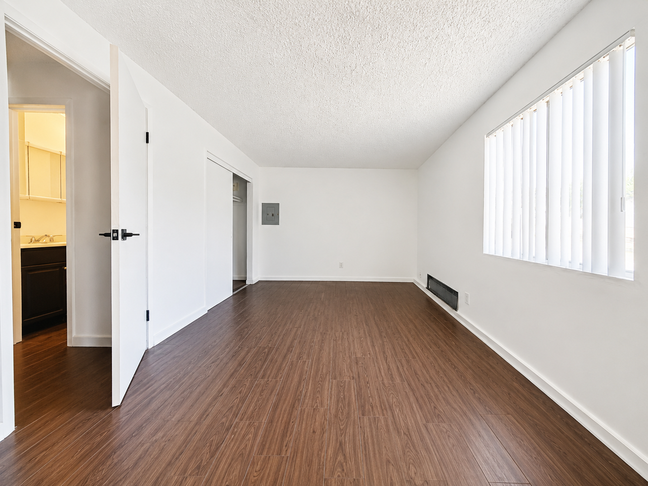 6448 Troost Ave #5 - Photo 5 of 7