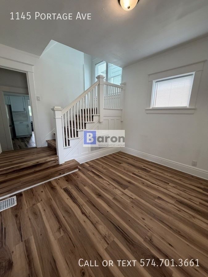1145 Portage Ave - Photo 3 of 12