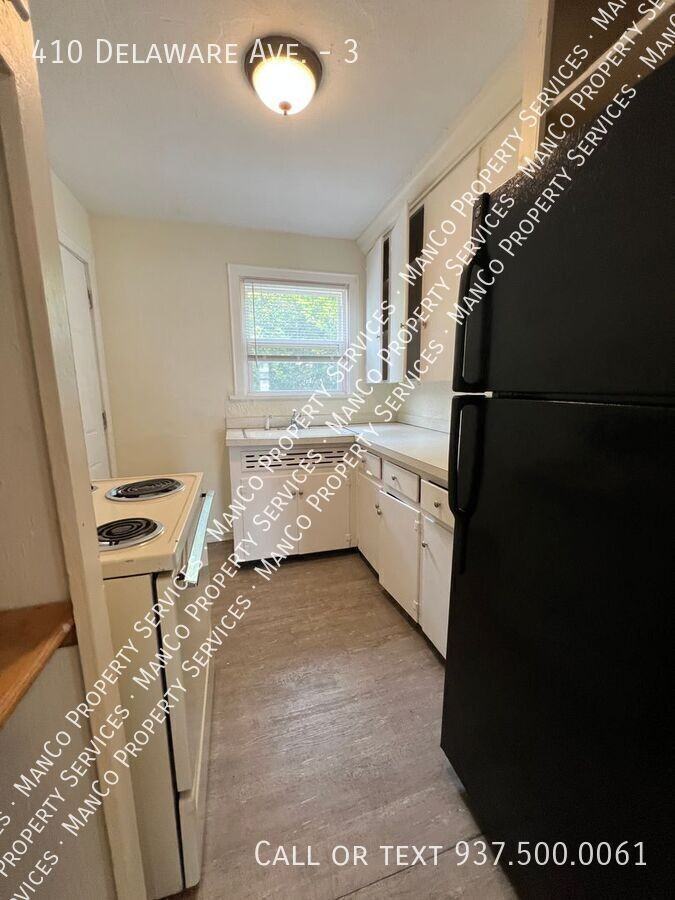 410 Delaware Ave #3 - Photo 4 of 7