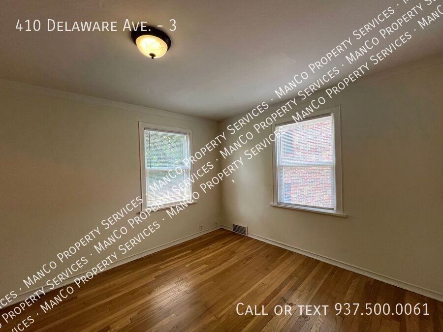 410 Delaware Ave #3 - Photo 5 of 7