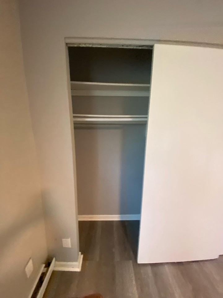 3382 McHenry Avenue - Photo 4 of 33
