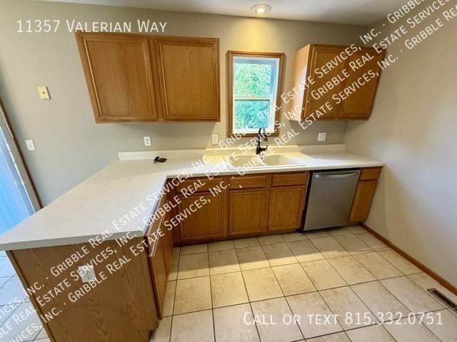 11357 Valerian Way - Photo 7 of 17