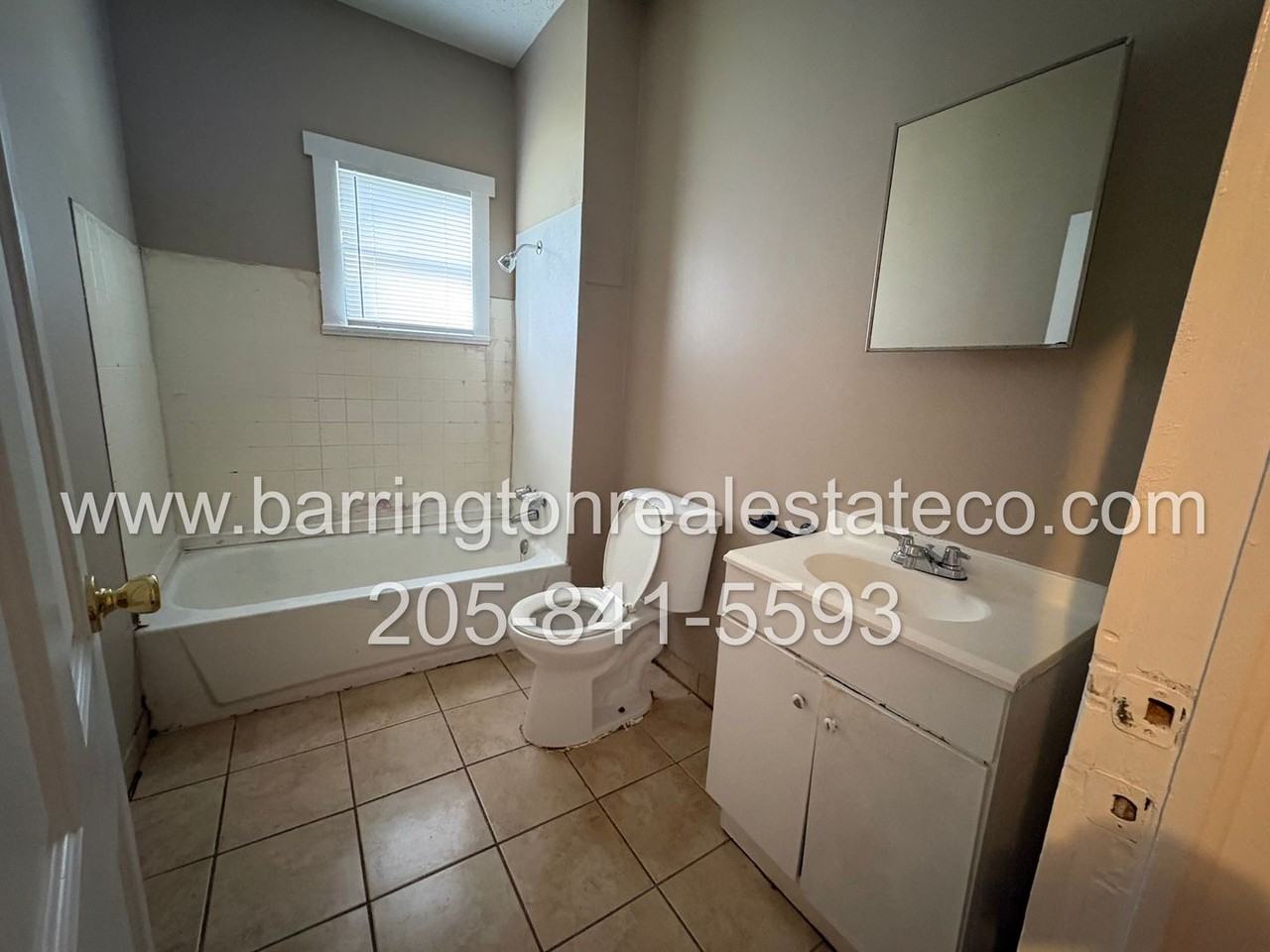 8116 5th Ave N - Photo 4 of 5