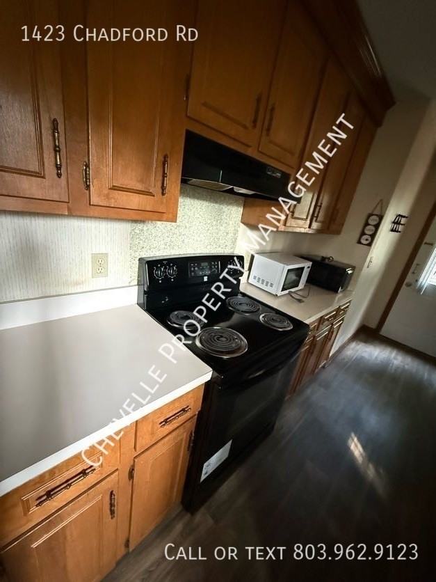 1423 Chadford Rd - Photo 7 of 14