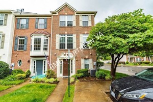 featured image of 5819 Pearson Ln