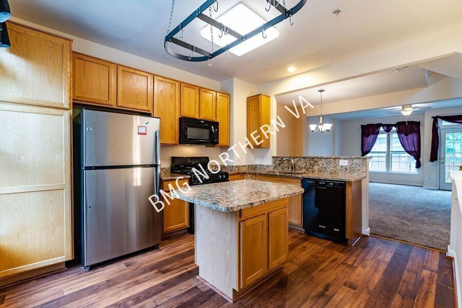 5819 Pearson Ln - Photo 7 of 24