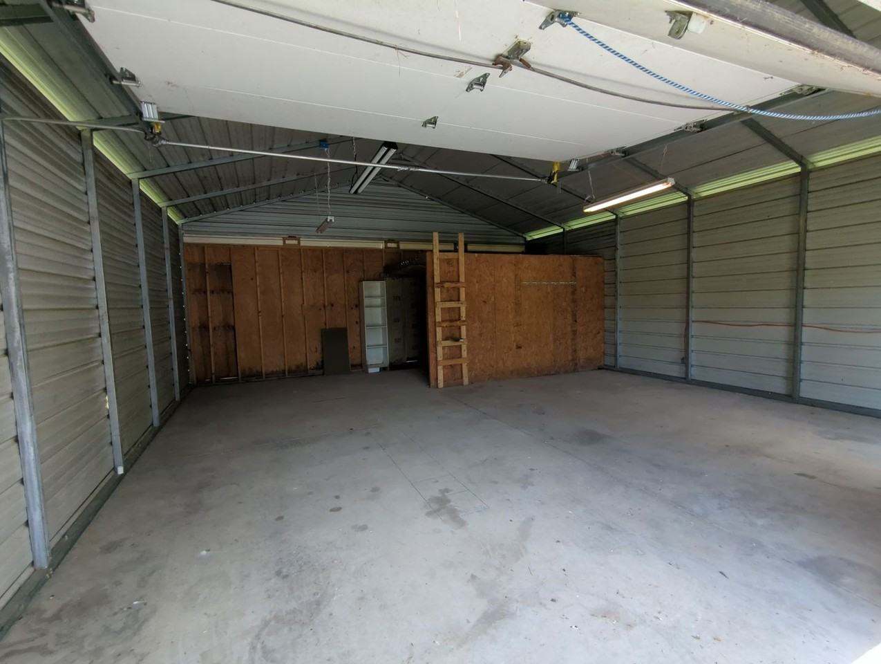 7266 Valley Ln - Photo 5 of 21