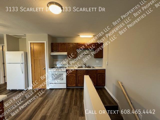 3133 Scarlett Dr - Photo 3 of 17