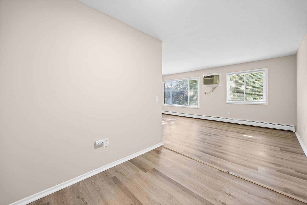 729 Cedarwood Ter #A - Photo 7 of 50