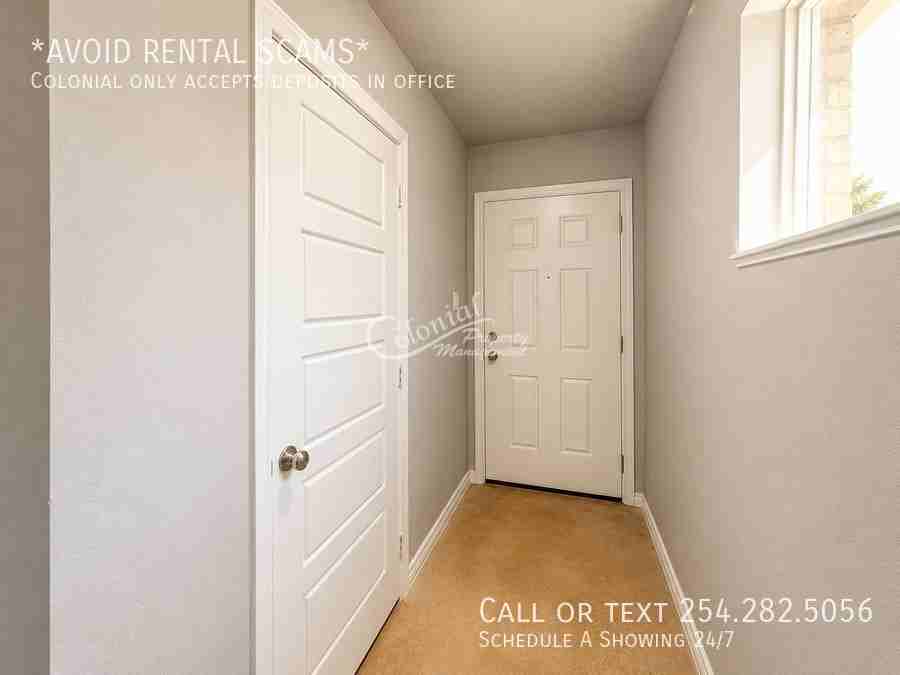 1460 Dryden Ave - Photo 3 of 16