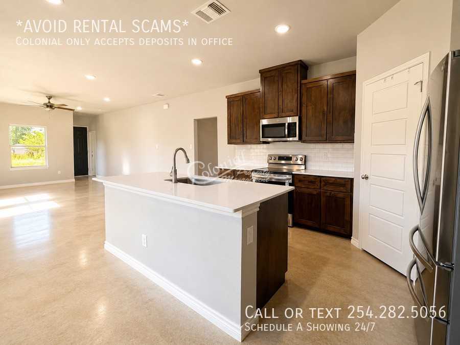 1460 Dryden Ave - Photo 5 of 16