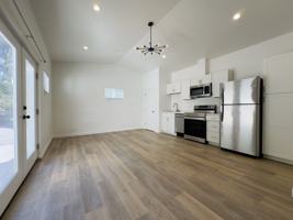 featured image of 2418 Calle Real #C
