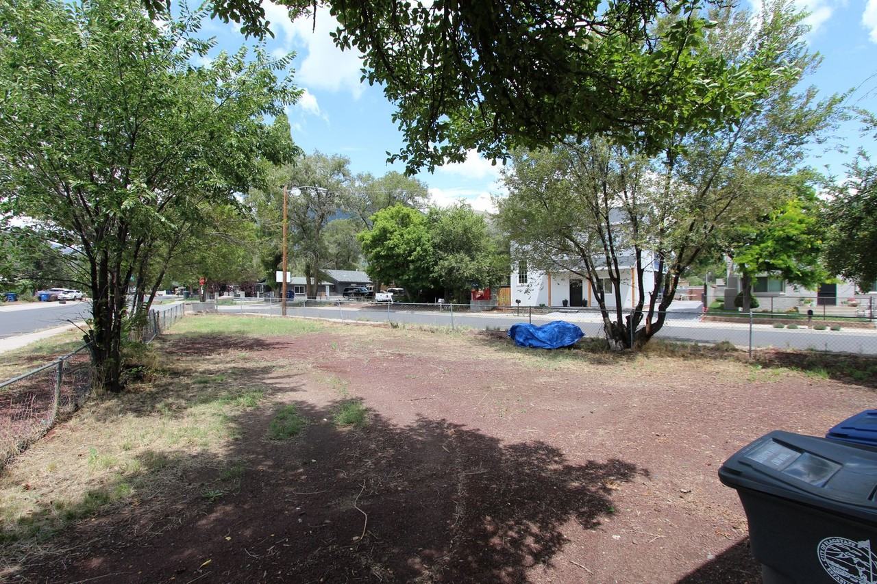 2718 N Main St - Photo 5 of 19