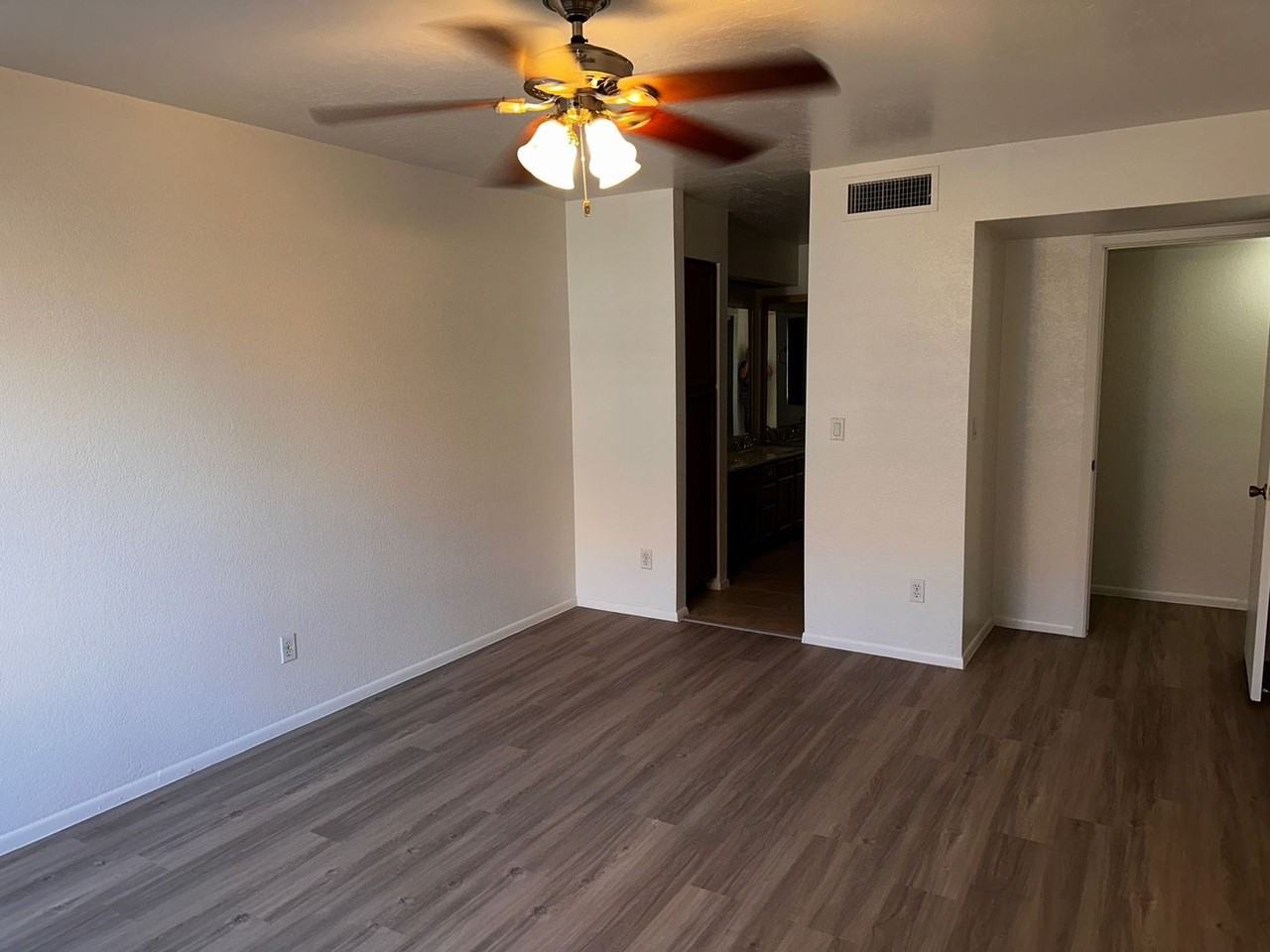 700 E Mesquite Cir - Photo 7 of 15