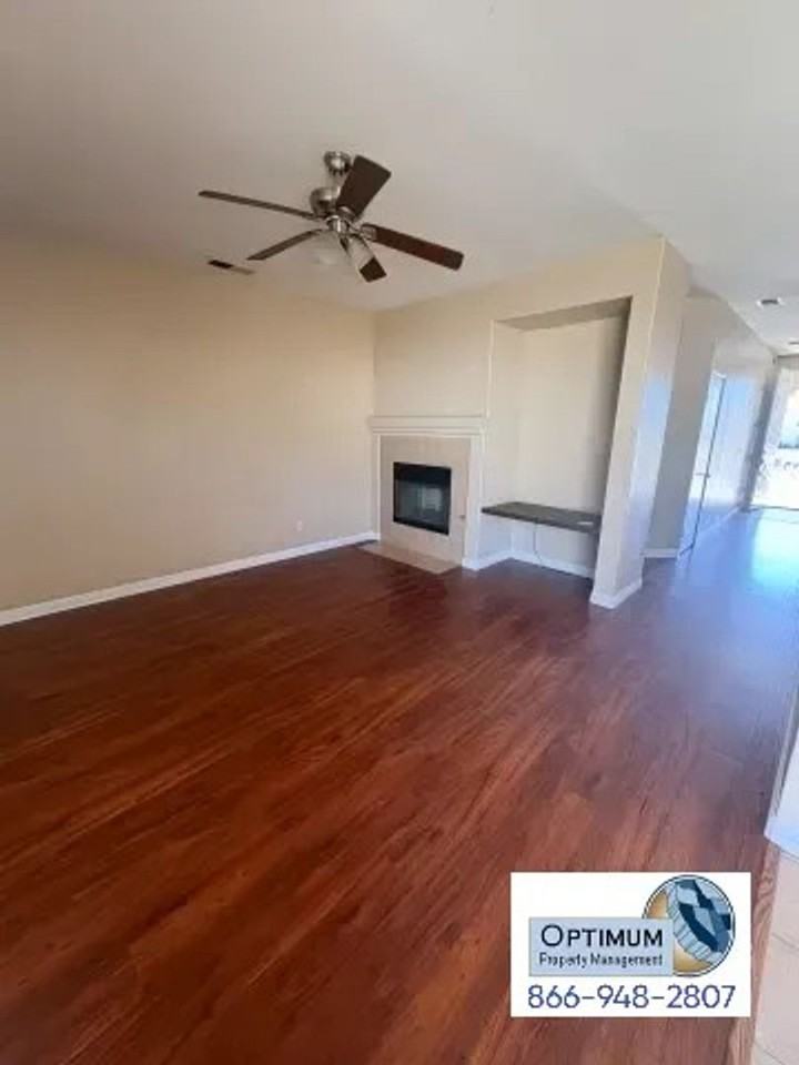 12654 Meadow St - Photo 6 of 30
