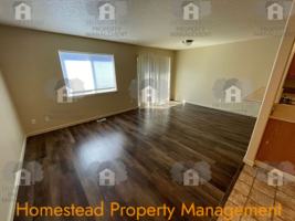 featured image of 400 Catron St N
