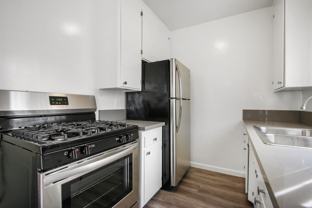 1231 12th St. in Santa Monica.  Steps to Wilshire Blvd! - Photo 1 of 1