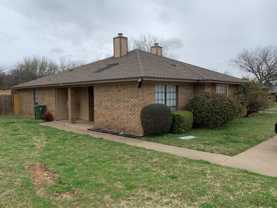 305 Shady Valley Dr - Photo 1 of 1