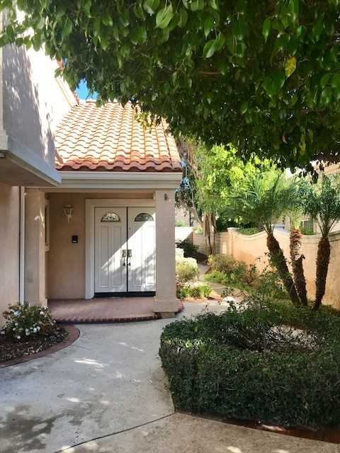 1727 Blossom Ct - Photo 3 of 35