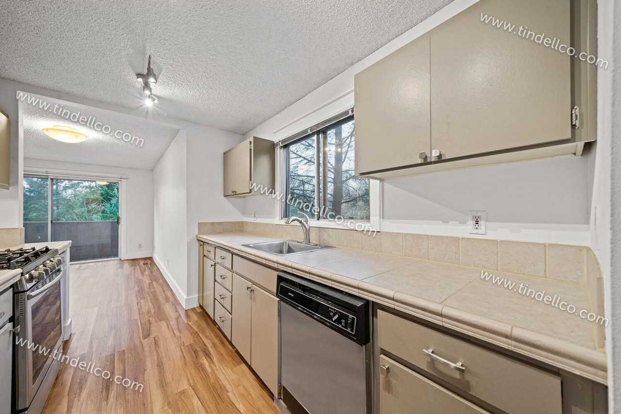 4210 Sw Garden Home Rd - Photo 7 of 26