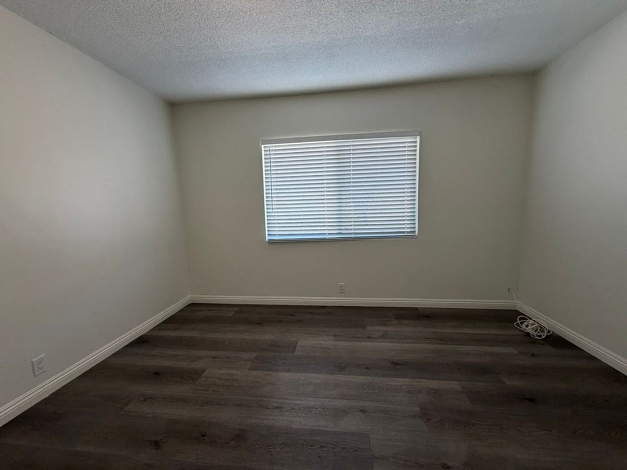 512 S La Serena Dr - Photo 7 of 14