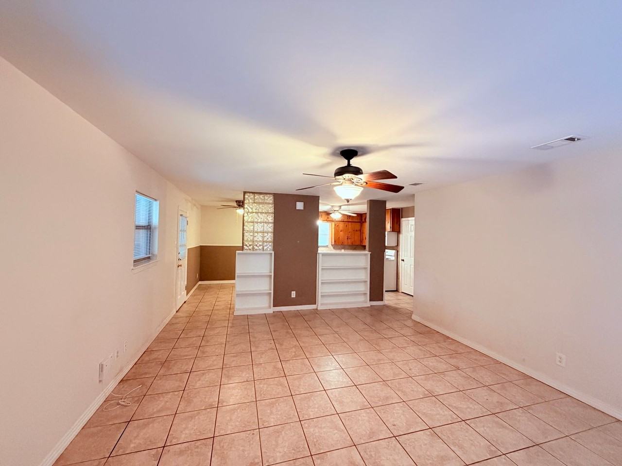 5915 Sunshine Dr - Photo 5 of 31