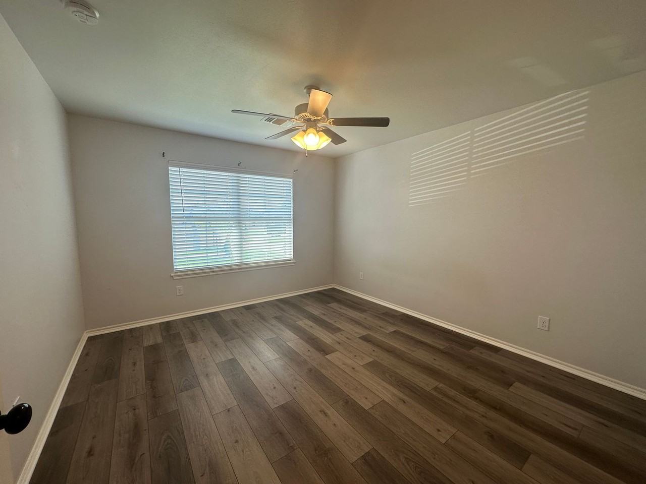 15749 Potomac Dr - Photo 7 of 41