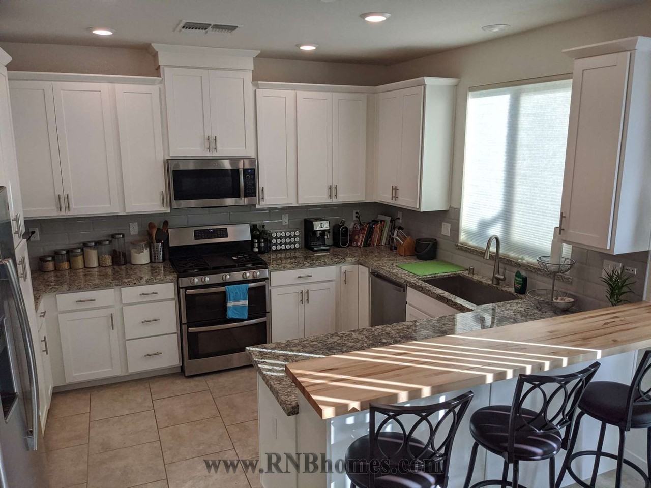 3747 3747 Po River Way - Photo 4 of 16