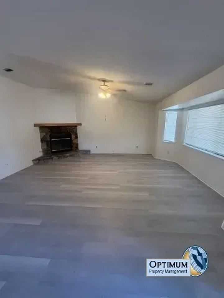 15286 Del Norte Dr - Photo 6 of 23