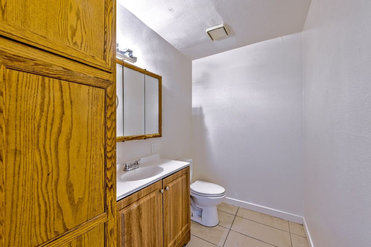 7030 Burcot Ave #K113 - Photo 3 of 11