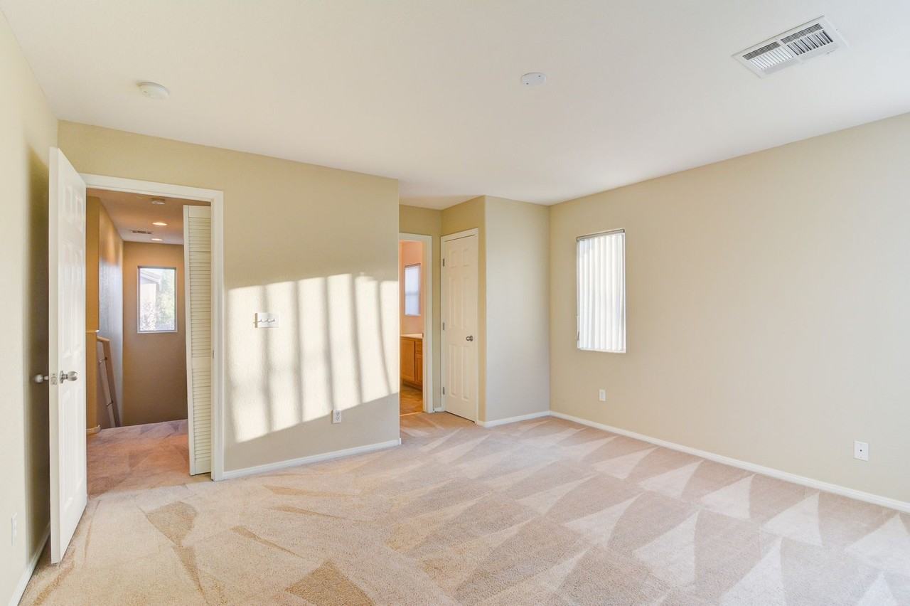 4125 Kemble Ct - Photo 7 of 10