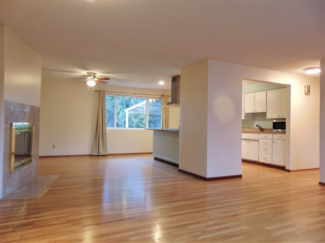 9821 S 212th St - Photo 3 of 20