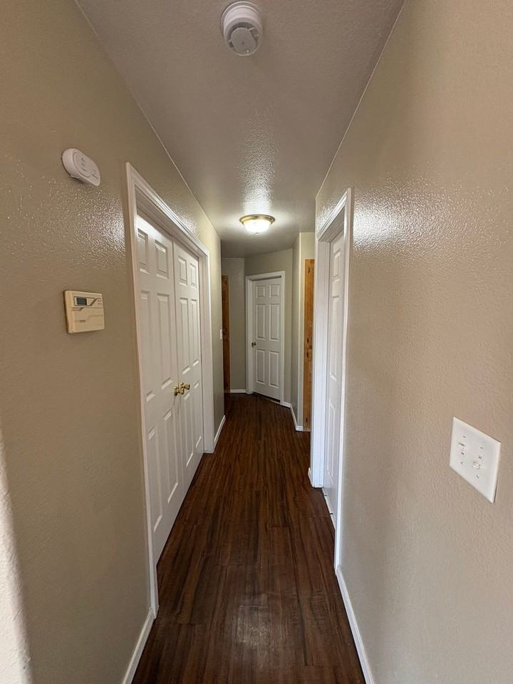 391 Trinity Ct - Photo 5 of 37