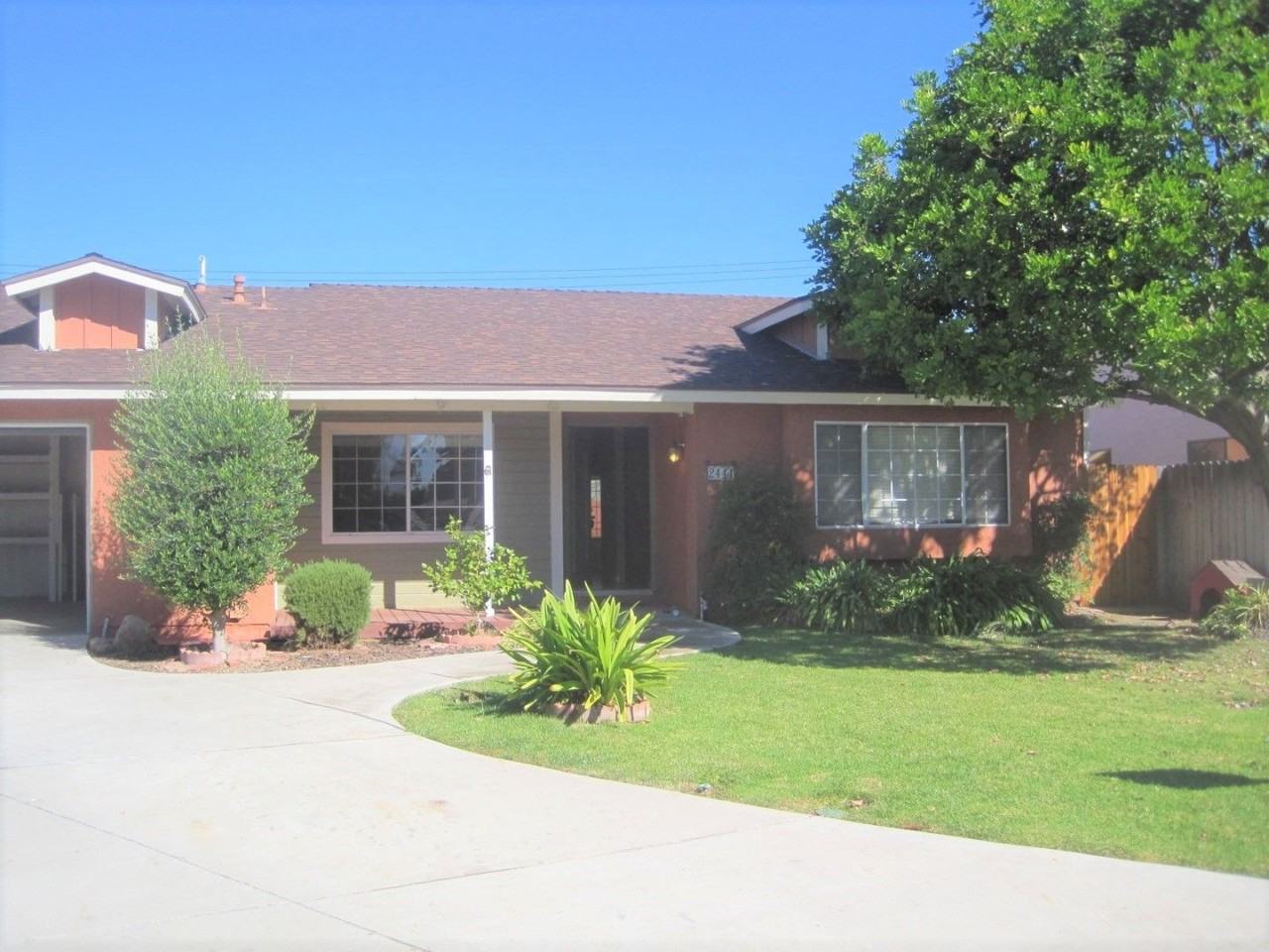2441 Sylvian Ln - Photo 6 of 9