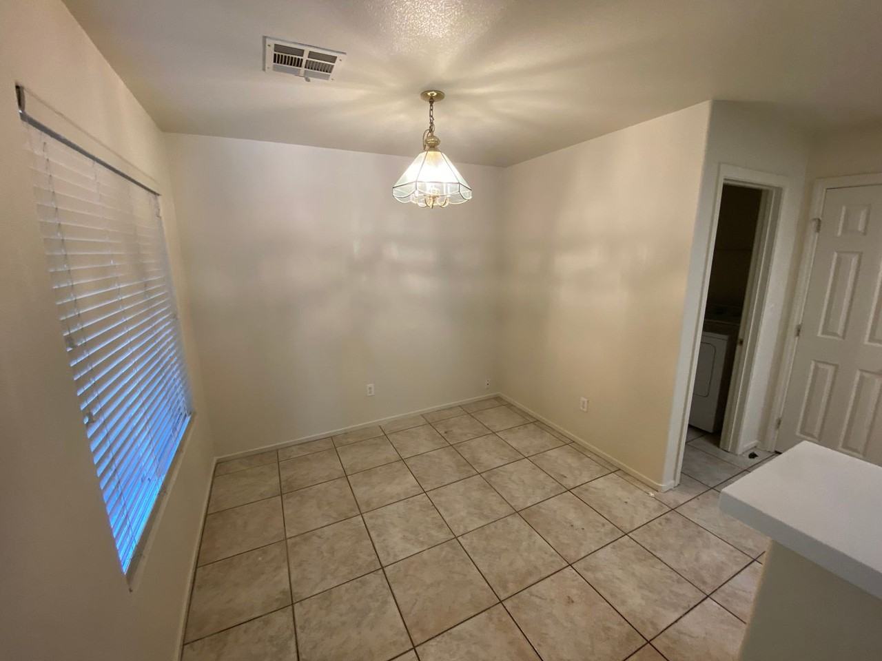 10185 Birch Bluff Ln - Photo 5 of 16