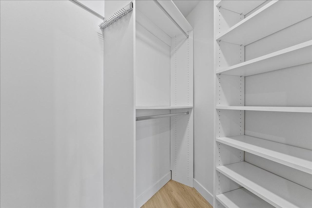 6615 Franklin Ave. - Photo 5 of 46