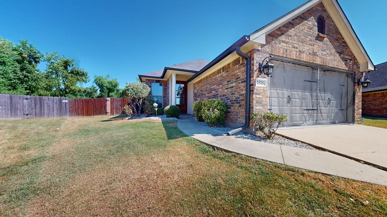 1816 Wild Rose - Photo 2 of 22