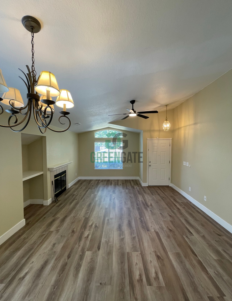 1660 Etta Way - Photo 6 of 44