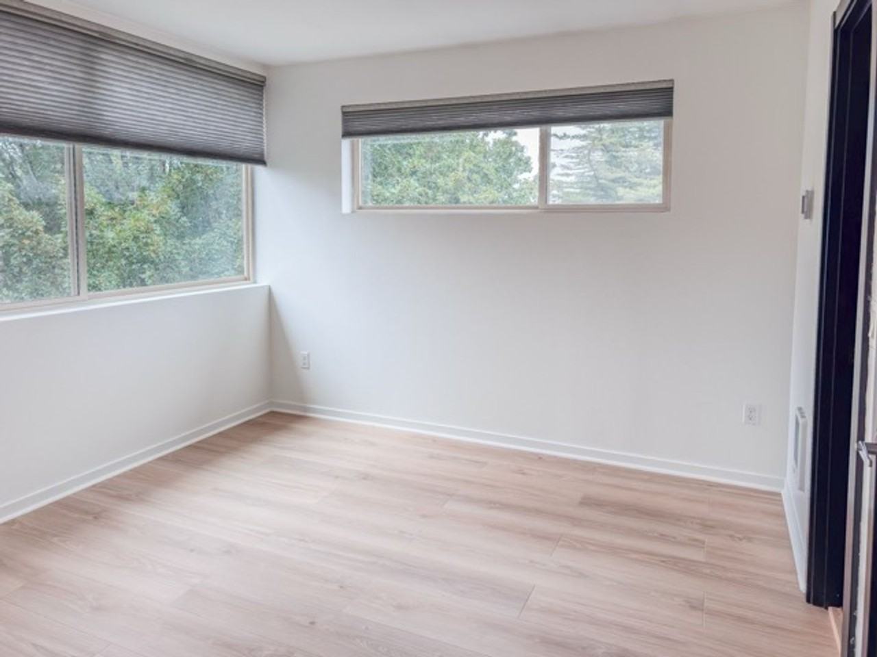 4146 25th Ave Sw #A - Photo 7 of 13