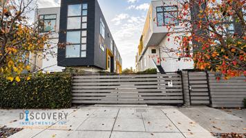 featured image of 3235 Louise St #C