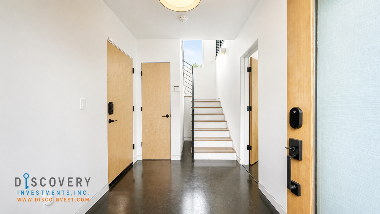 3235 Louise St #C - Photo 6 of 50