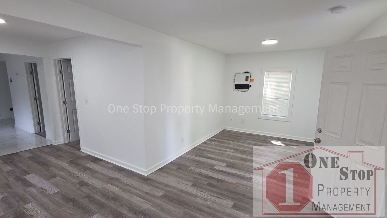 807 S Hardy Ave #A - Photo 2 of 13