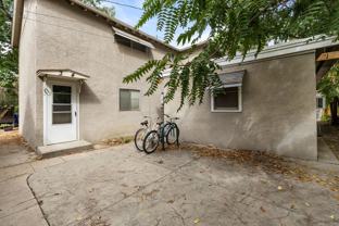 820 W Franklin St - Photo 1 of 1