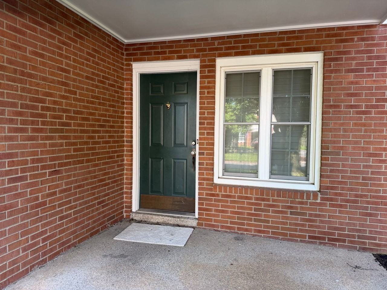 106 Meridian Ct - Photo 4 of 38