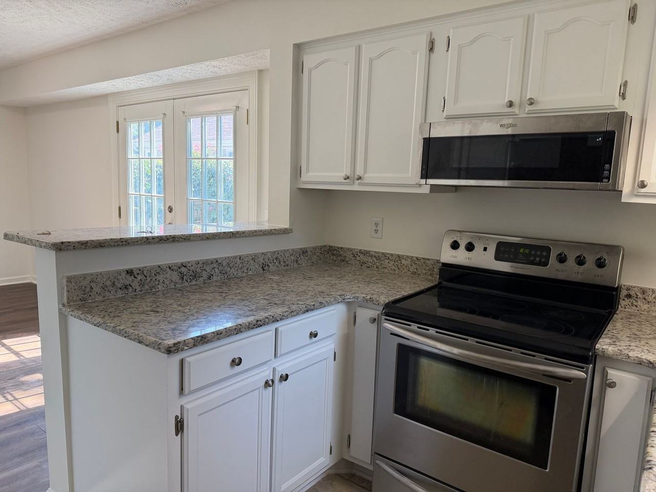 106 Meridian Ct - Photo 7 of 38