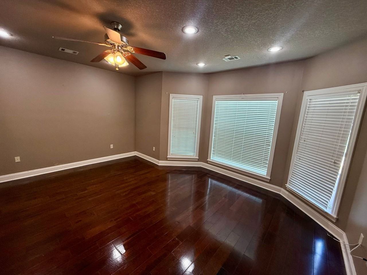 3521 Old Dornick Dr - Photo 6 of 16